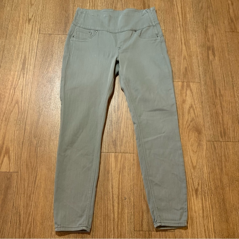 SPANX Women's Skinny Jeans in Gray